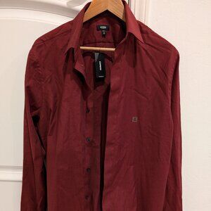 https://www.express.com/clothing/men/slim-covered-placket-herringbone-stretch-1m